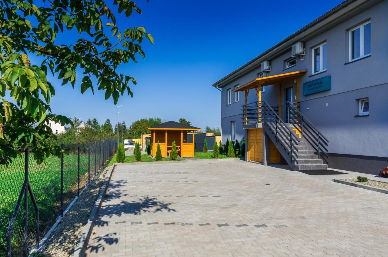 Apartamenty Medyka Park Esterno foto